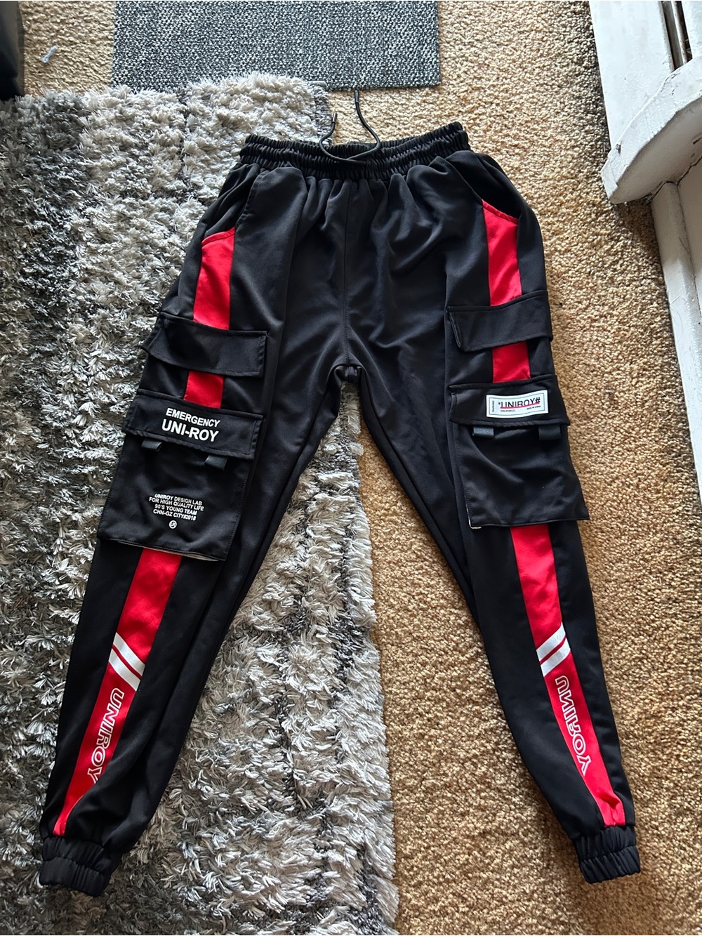 black & red cargo cuffed pants